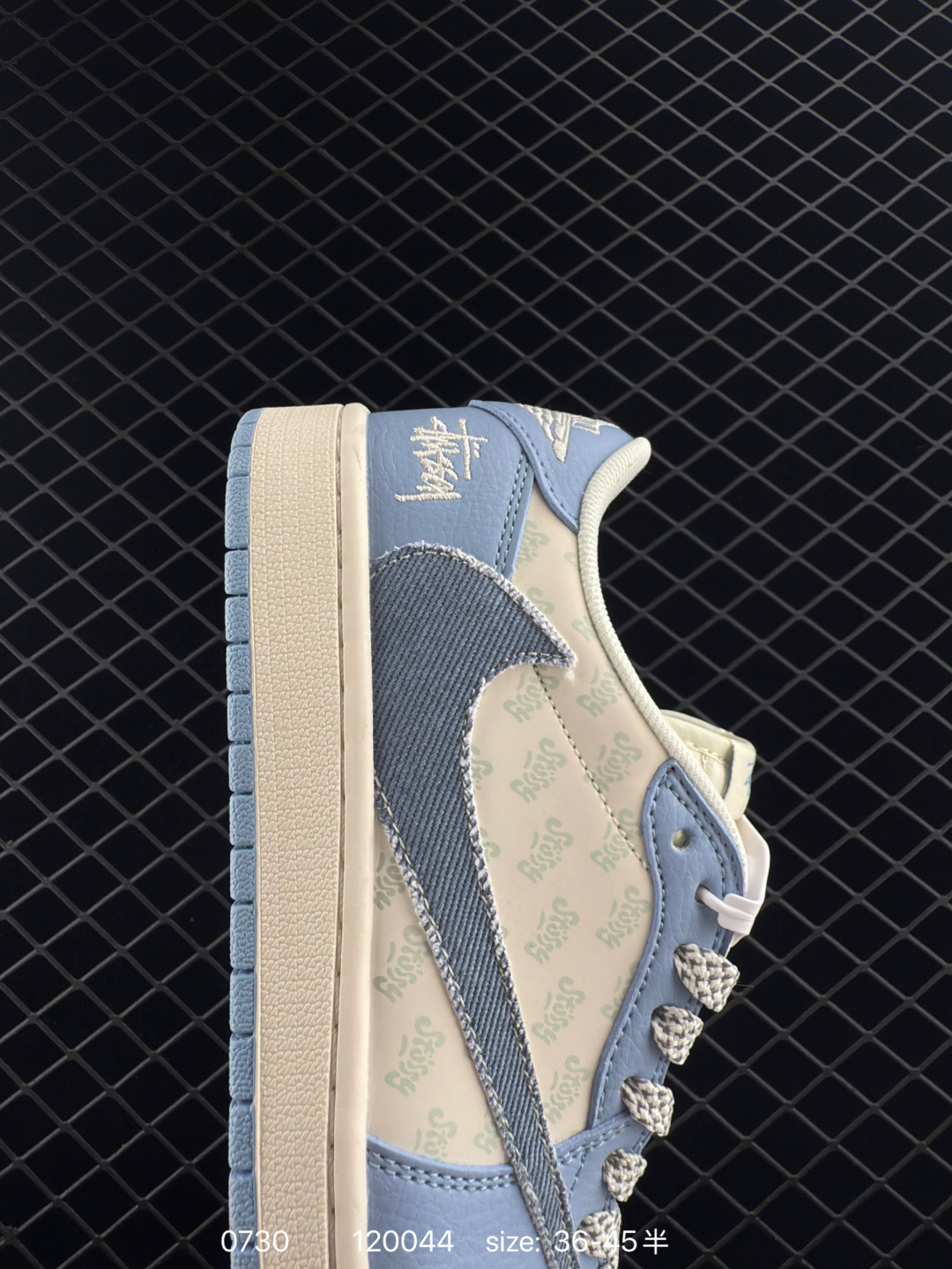 Nike Air Jordan 1 x Travis Scott AJ1